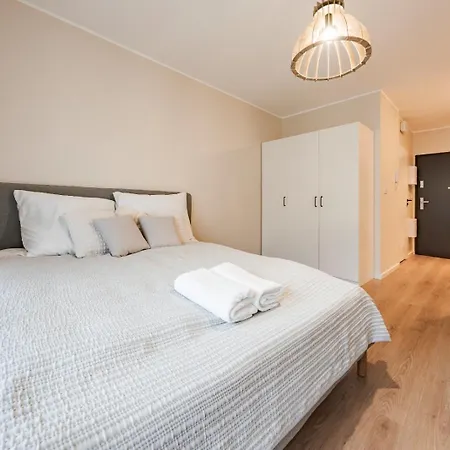 Mostek 4 Center Daire